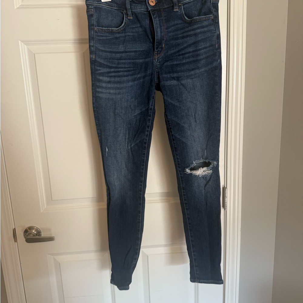 American Eagle Dark Blue Distressed Women's skinny Jeans